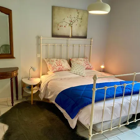 Bijou Surdespine Historic 4 Cathar Chateaux Lastours 3 Star Air Conditioned Riverside Garden *